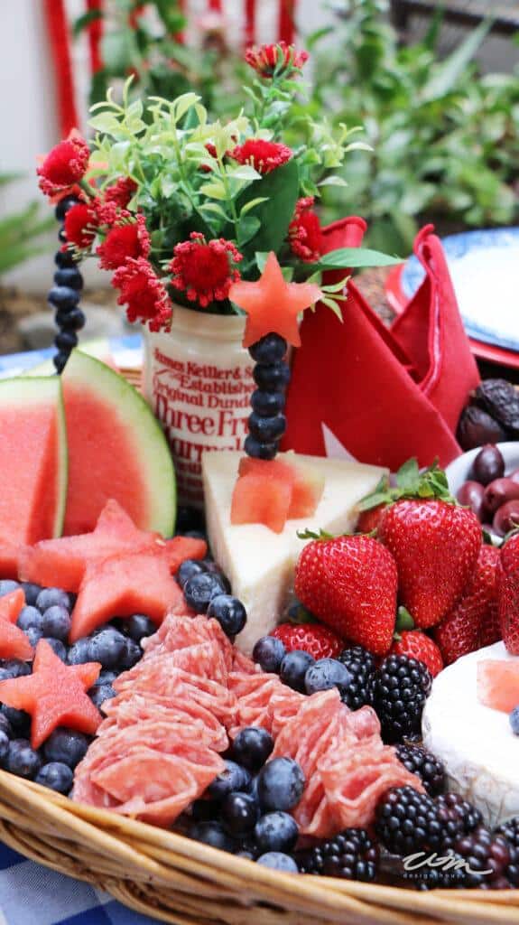 Patriotic food for Memorial Day Table Decorations
