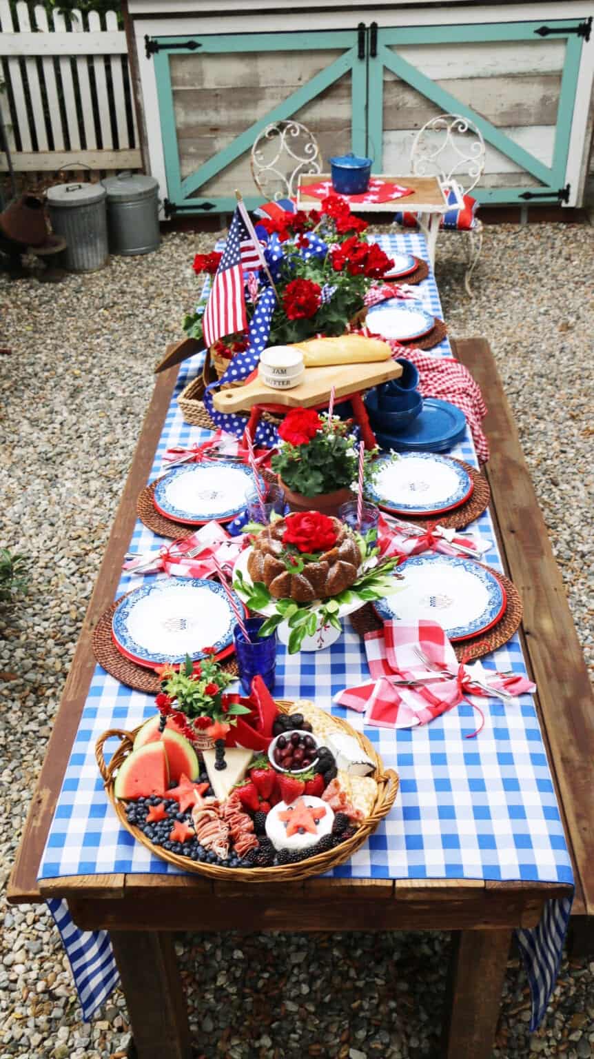 Patriotic Memorial Day Table Decorations - WM DESIGN HOUSE