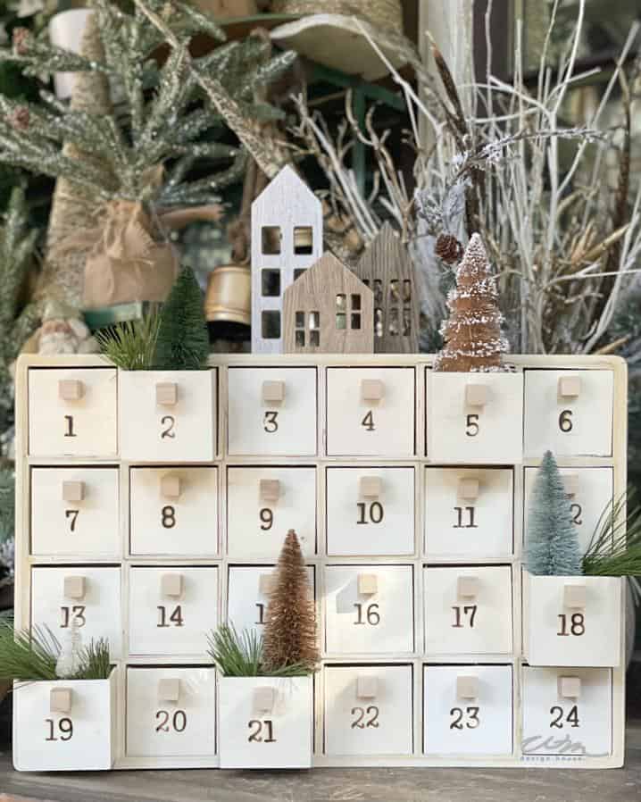 Christmas in July DIY Advent Calendar 