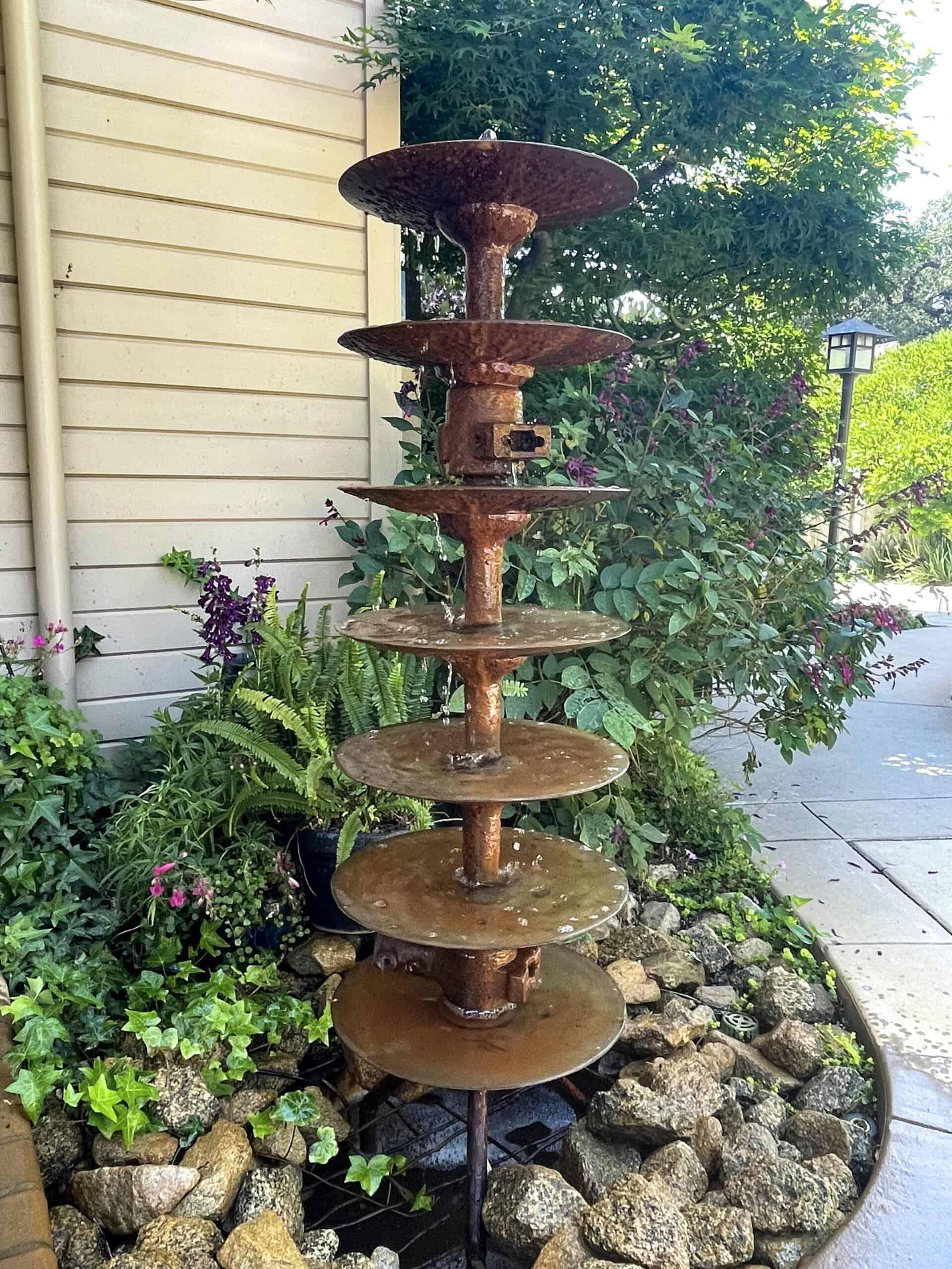 How to make a Small Outdoor Fountain from a Tractor Disc