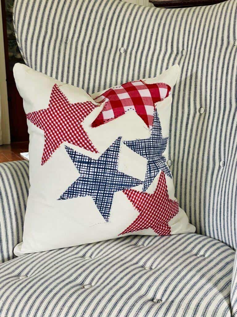 DIY fourth of July throw pillow 