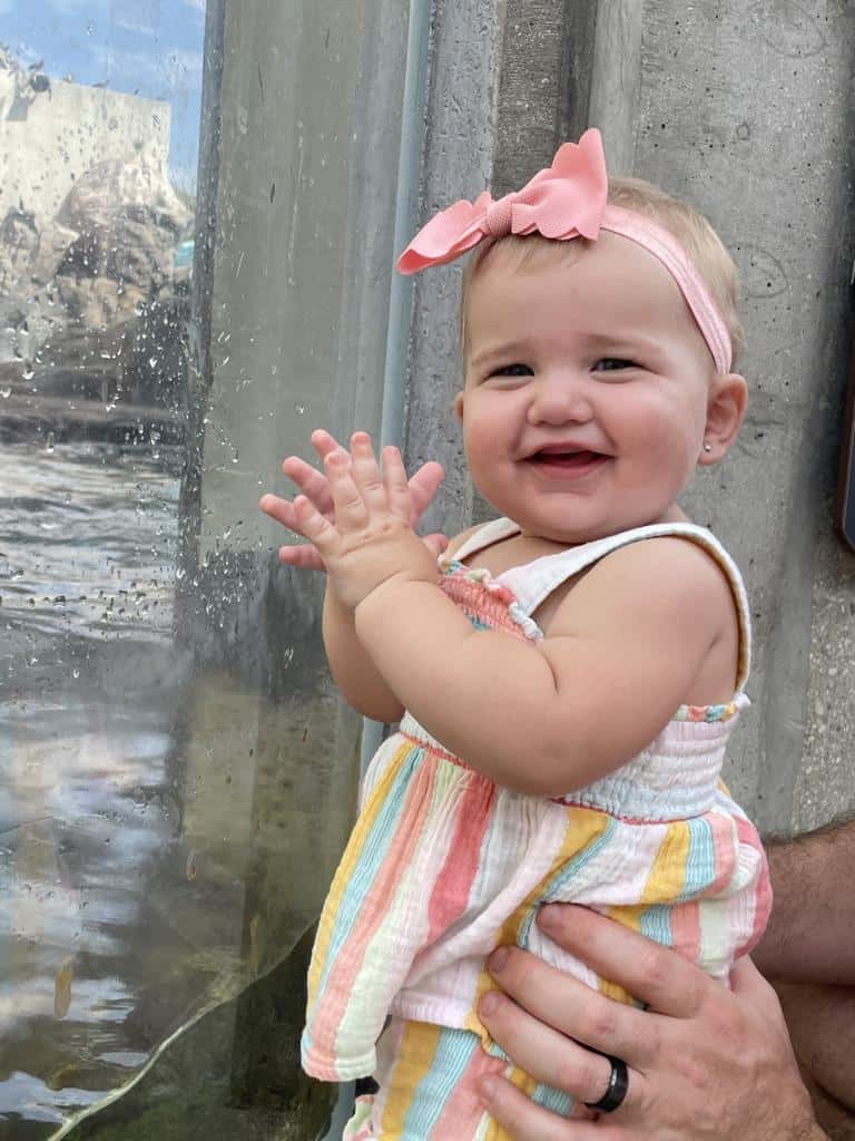 Gabby at the aquarium 