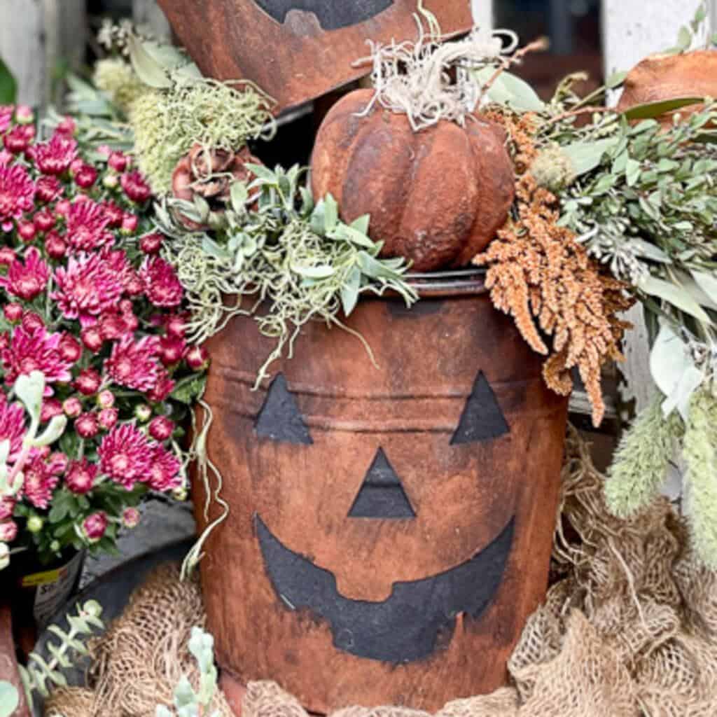 How to make an outdoor pumpkin topiary