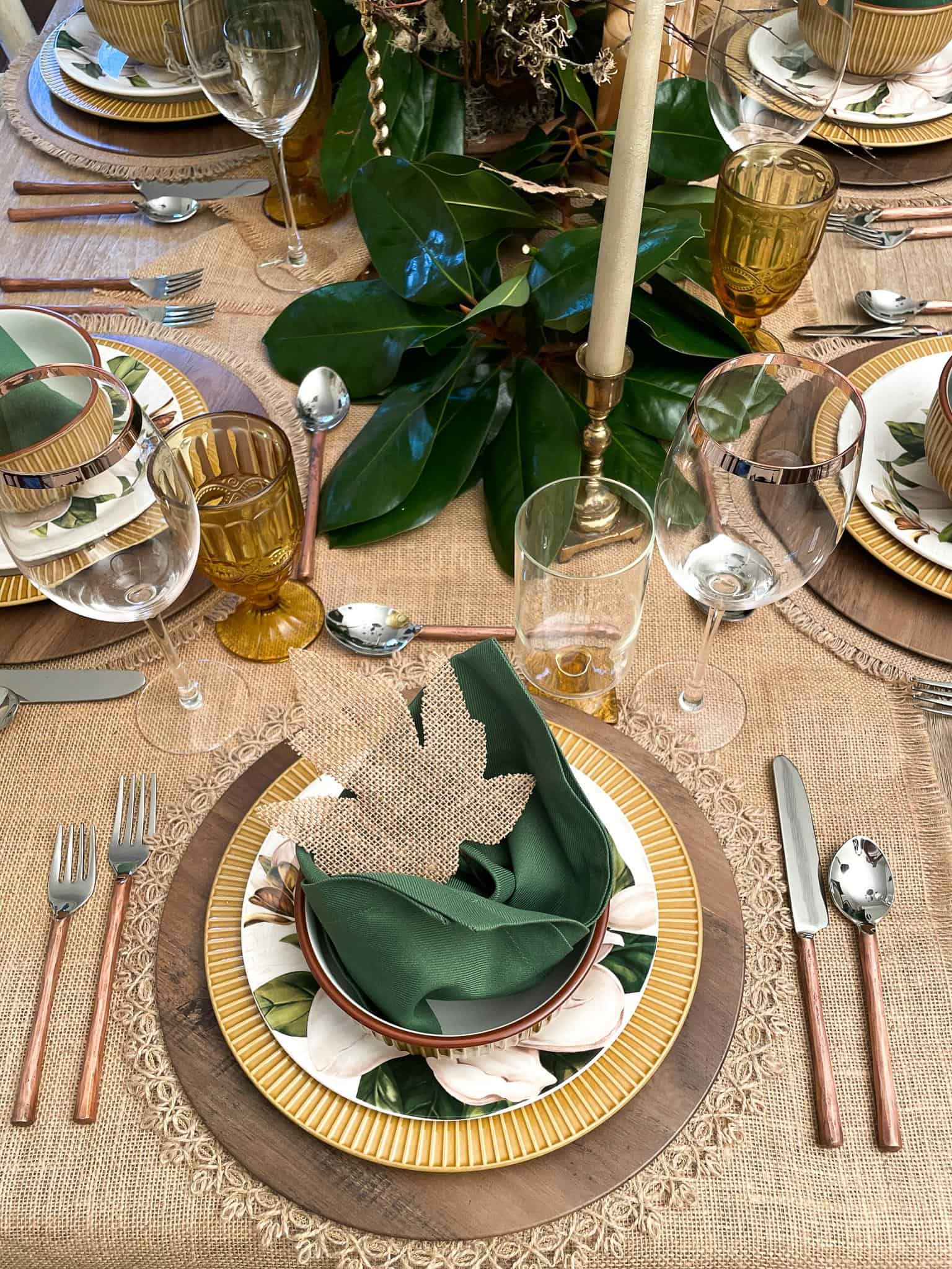 How to Create a Simply Beautiful Fall Tablescape
