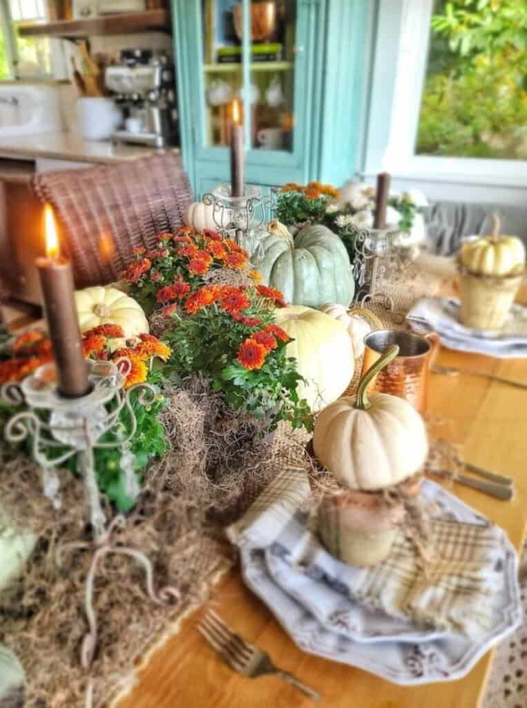 Fall Tablescape for a chilly evening 