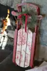 sled that has toile base