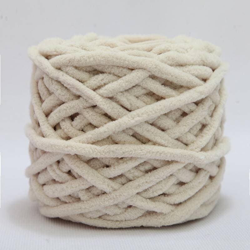 Skein of off white chunky yarn 