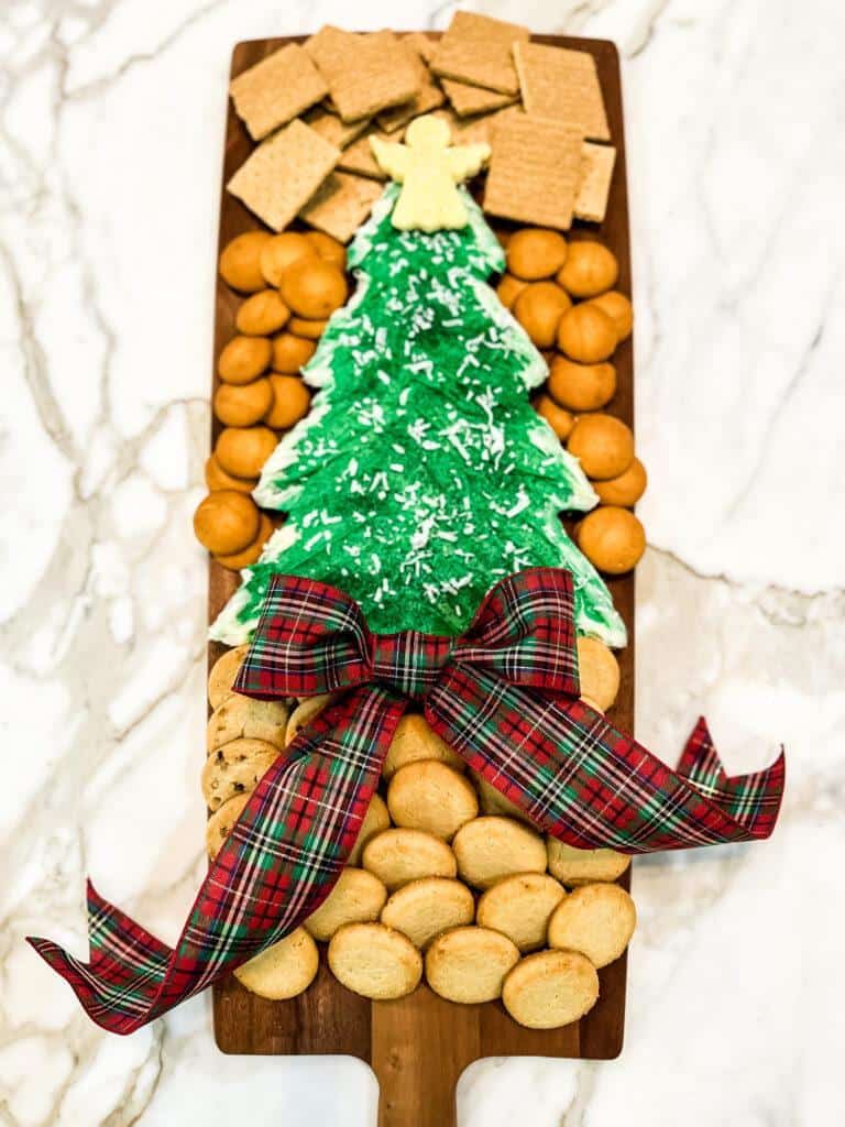Christmas tree dessert charcuterie board