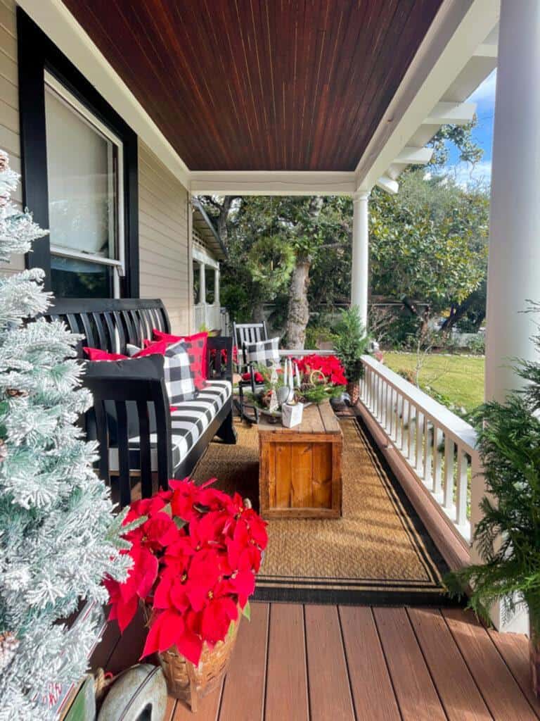 outdoor christmas decorations on front porch