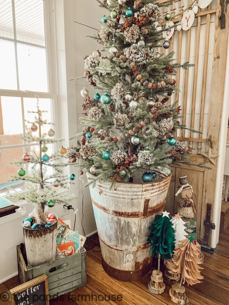 dried hydrangea Christmas tree