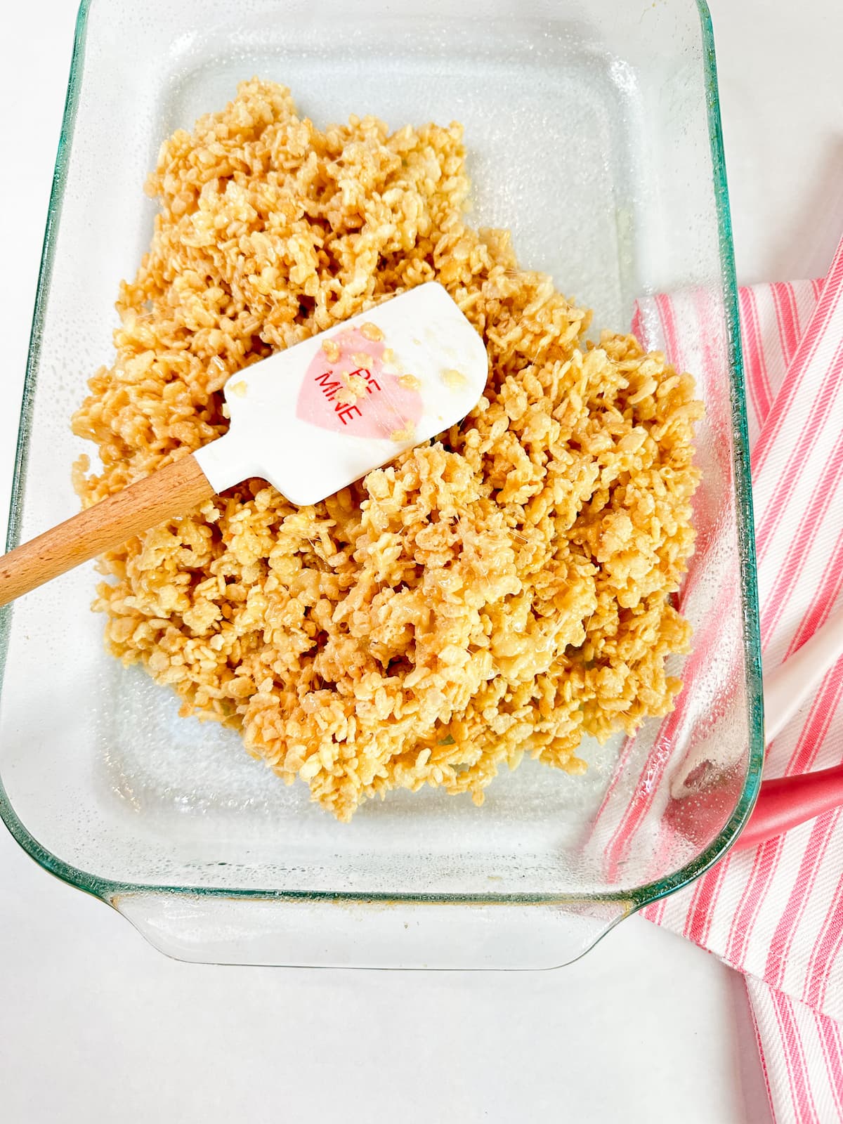 Rice Krispie Treats in the Pyrex pan