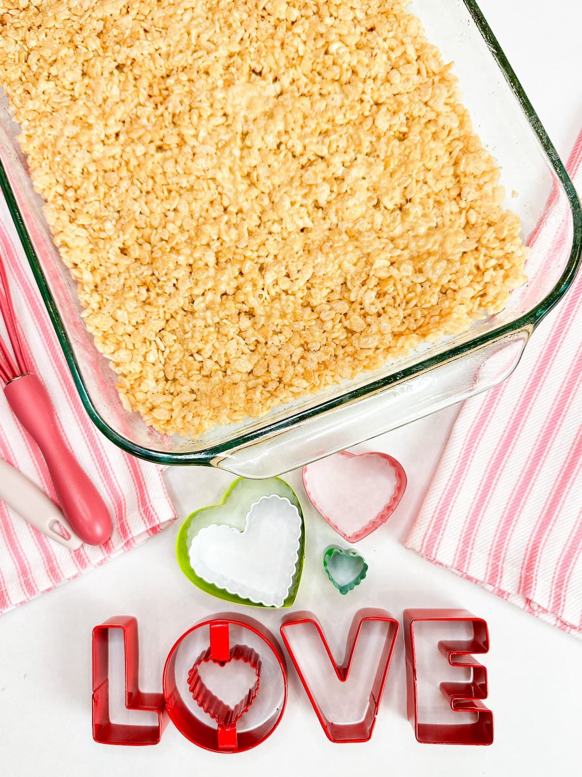 Rice Krispie treats in Pyrex pan 