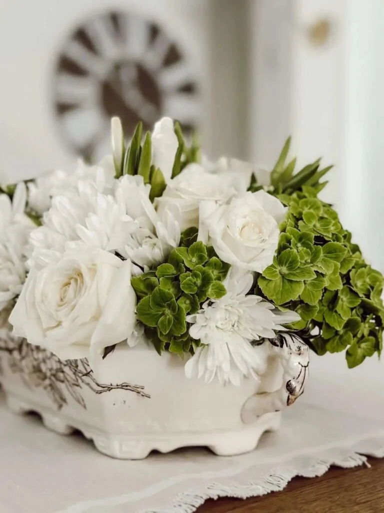 soup tureen with white roses