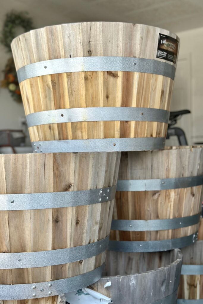 wooden barrels 