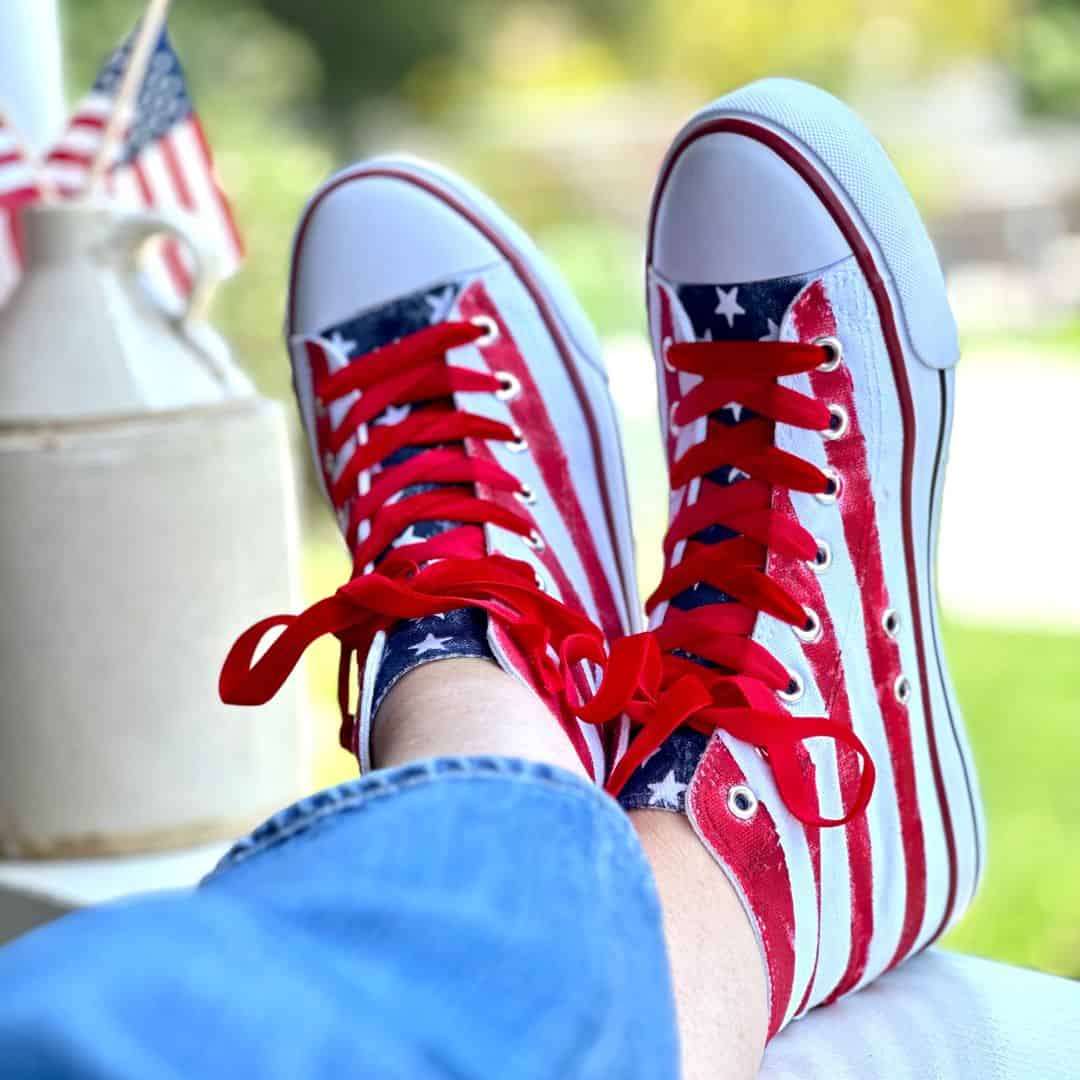 How to Paint Canvas Shoes With An Easy Patriotic Theme
