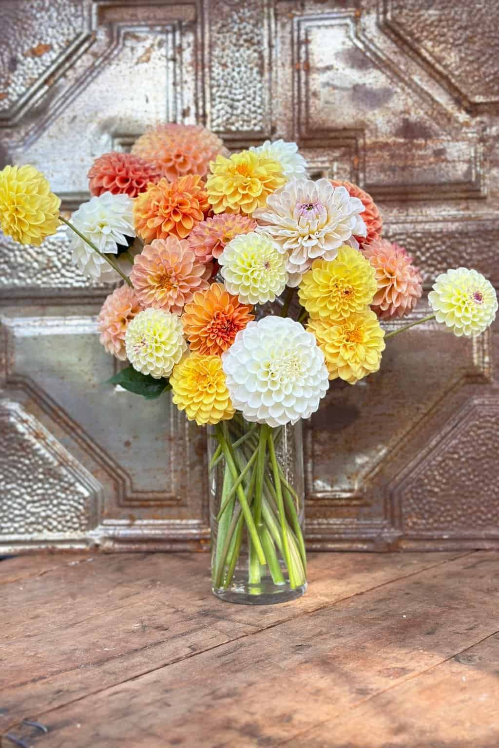 10 Beautiful DIY Dahlia flower Arrangement or bouquet ideas