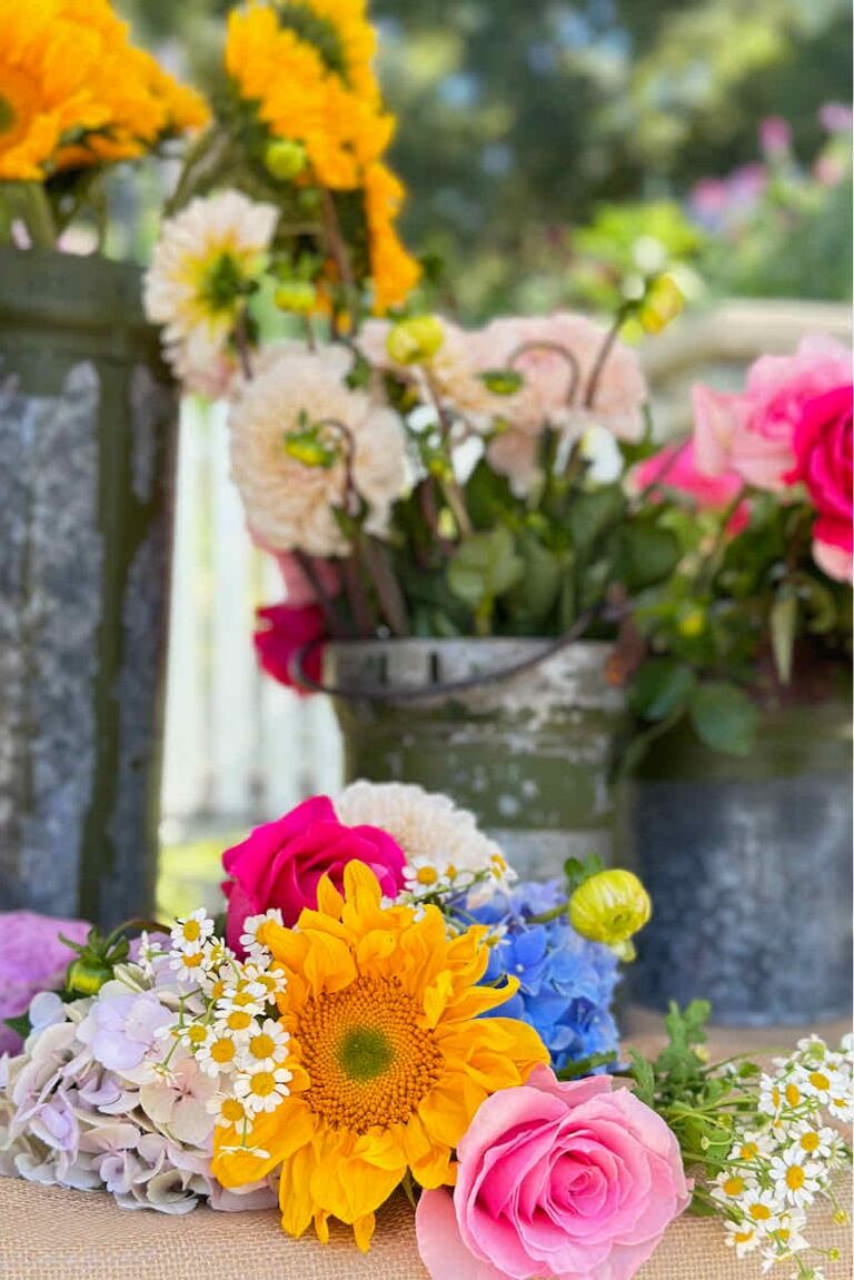 bouquet of flowers from the pop up flower market