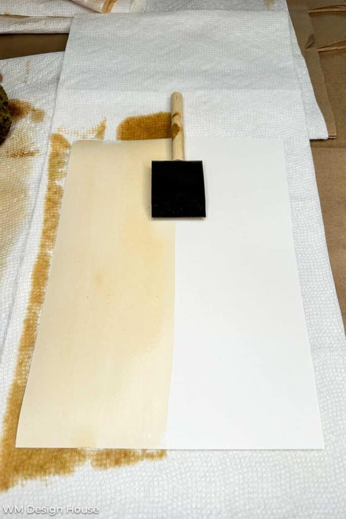Painted coffee paper with a sponge brush 