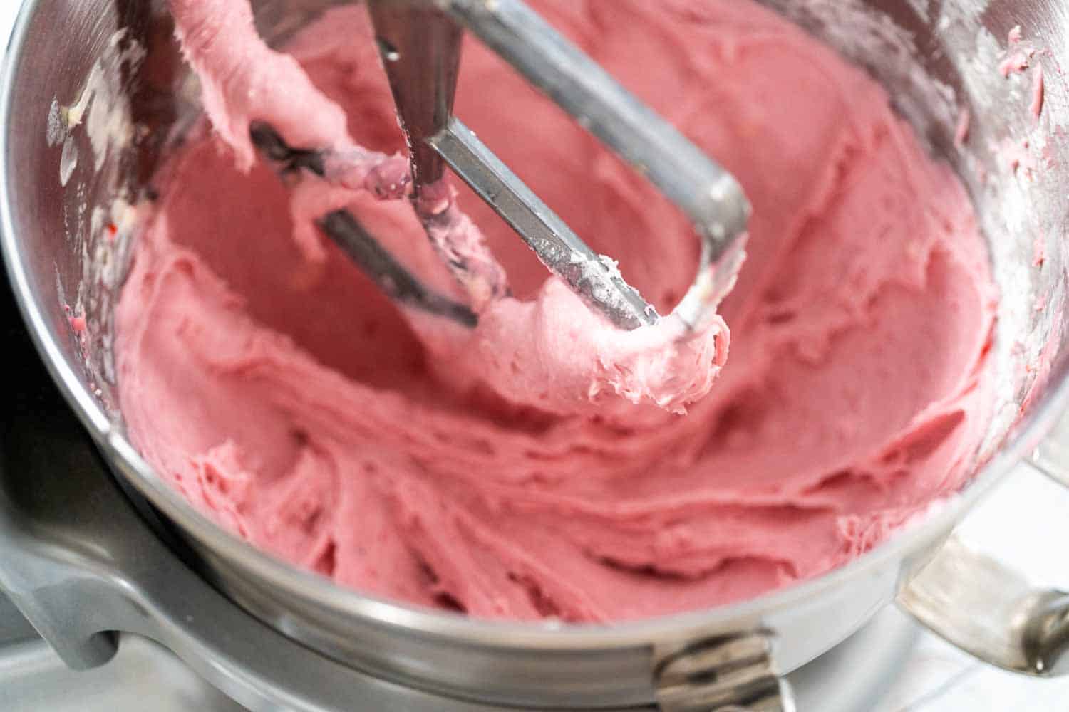 How to make a yummy angel food cake with cream cheese frosting -Strawberry Puree cream cheese frosting