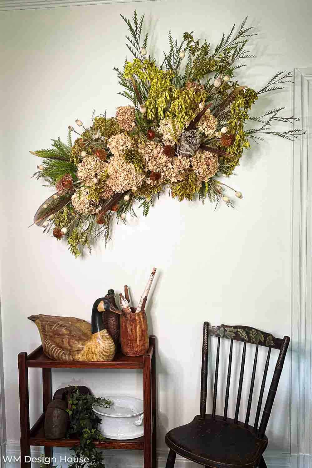 How to Make the Prettiest Dried Floral Wall Arrangement for Fall