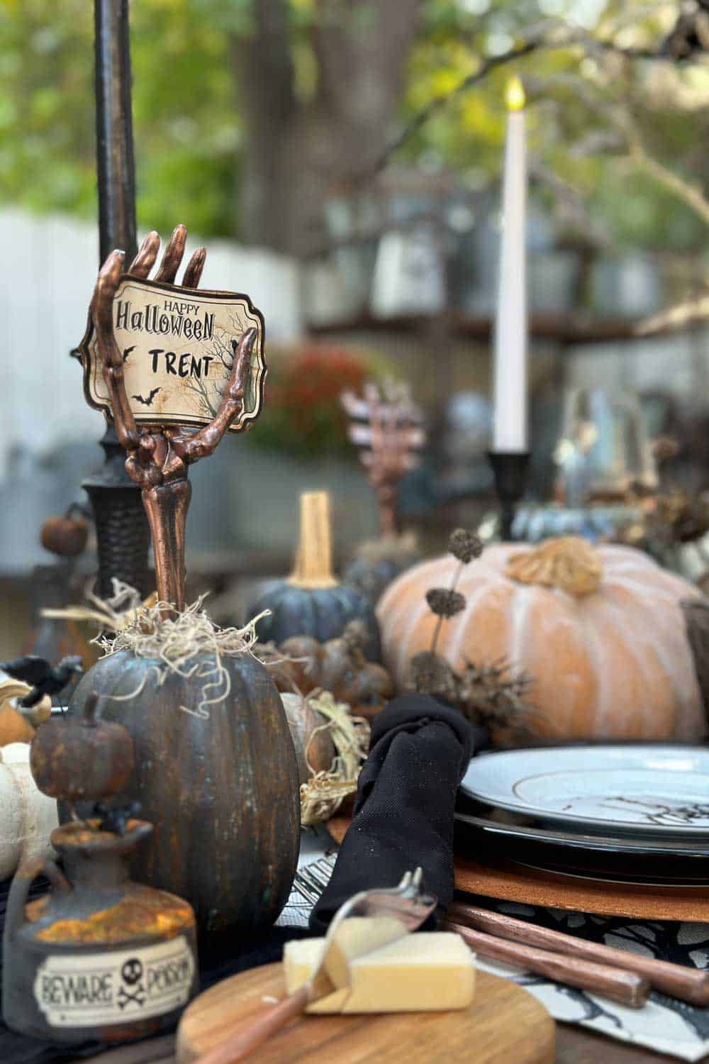 Halloween table with patina pumpkins