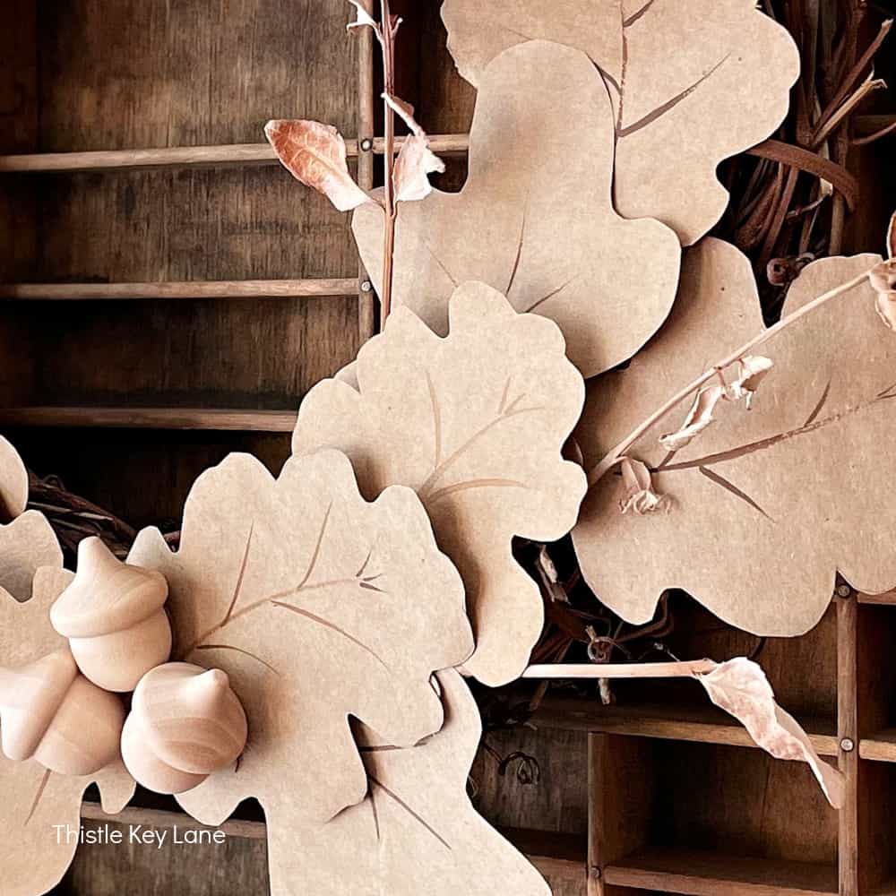 Paper leaf Garland with wood acorns 