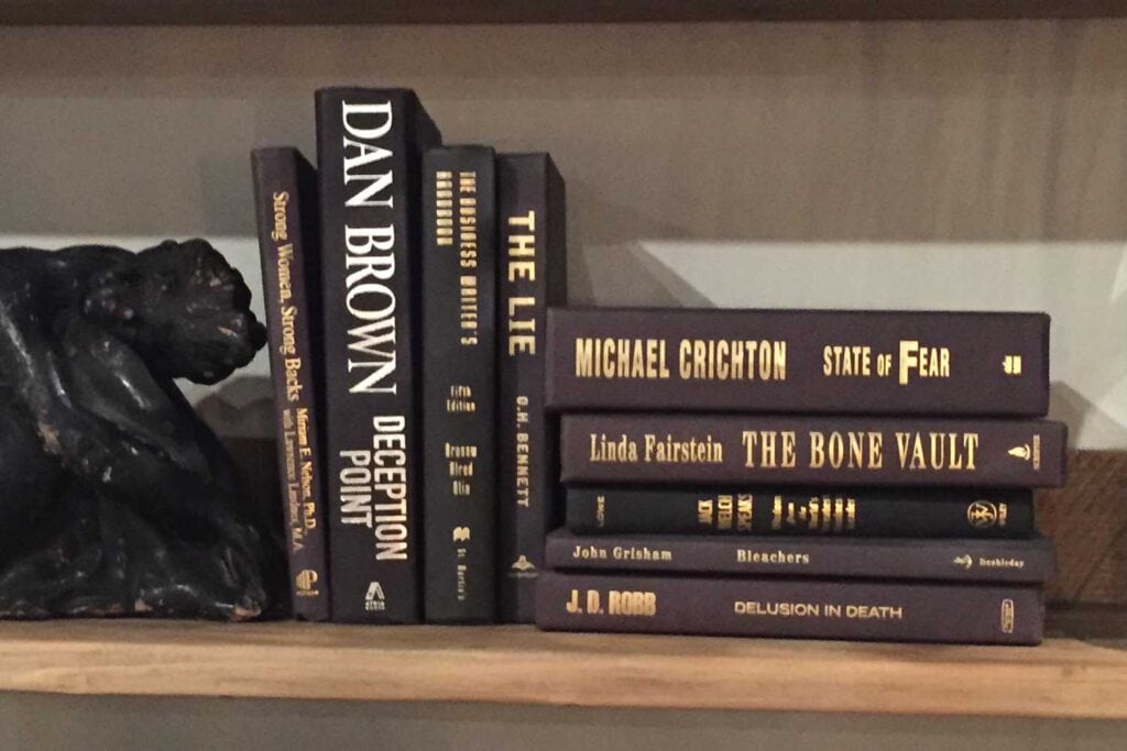Book Display all in one color, Dark brown. 