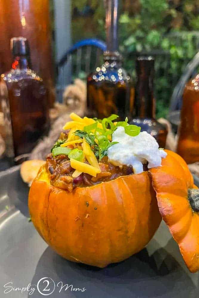 Pumpkin chili in a pumpkin 