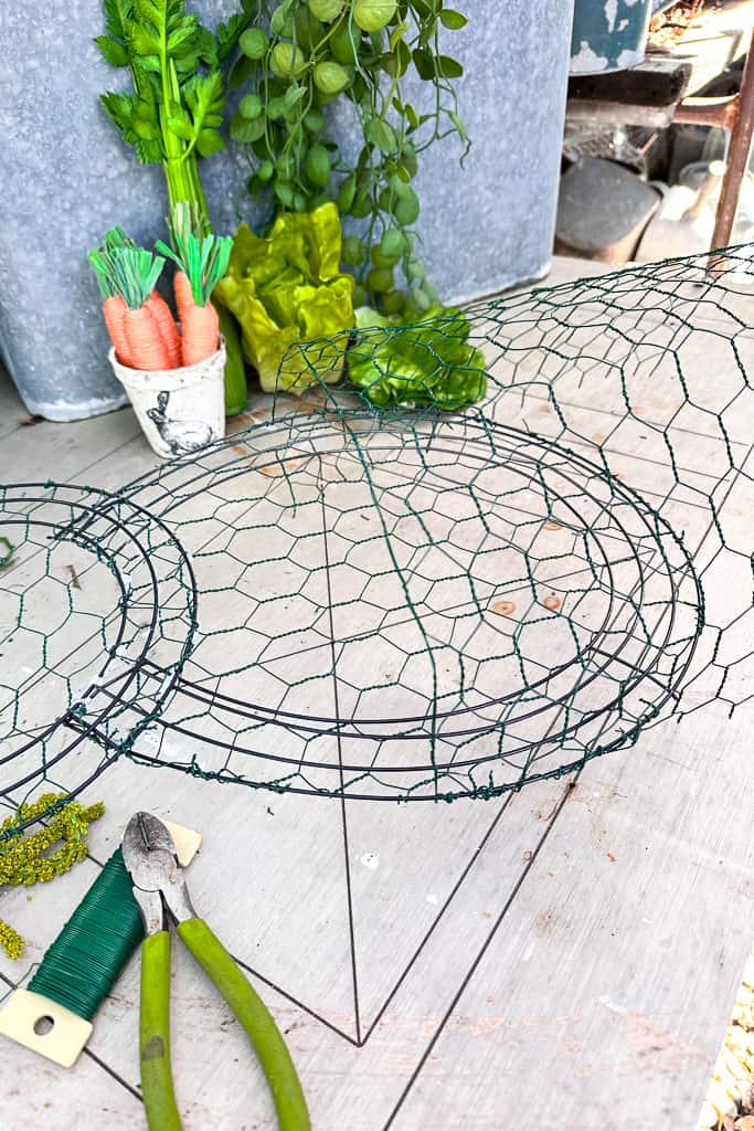 Create a chicken wire basket on your Dollar Tree Easter basket. 