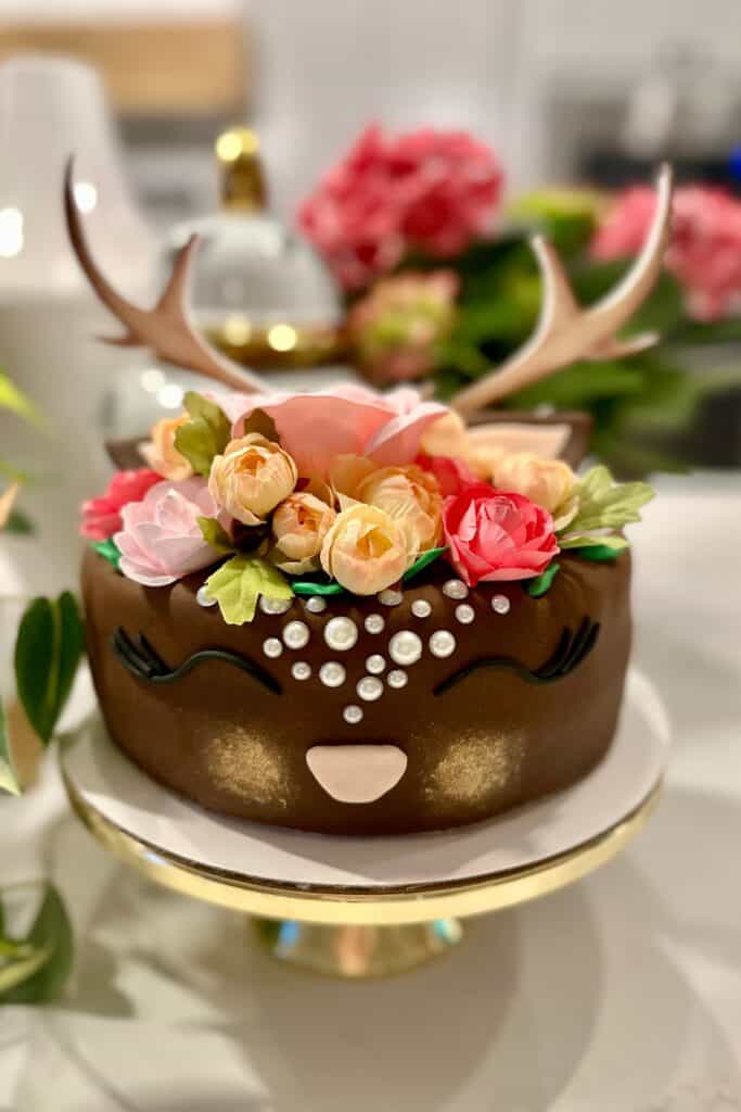 Deer birthday cake 