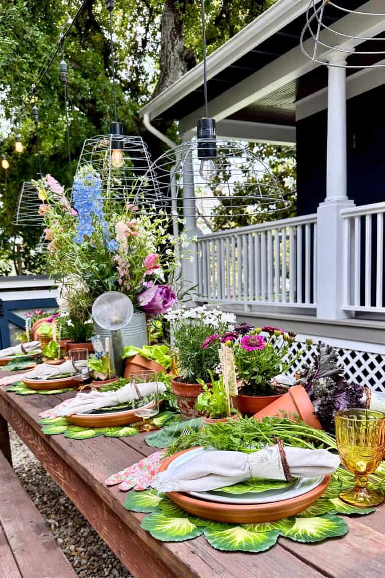 How to Create a Beautiful Garden Party Tablescape for Summer - WM ...