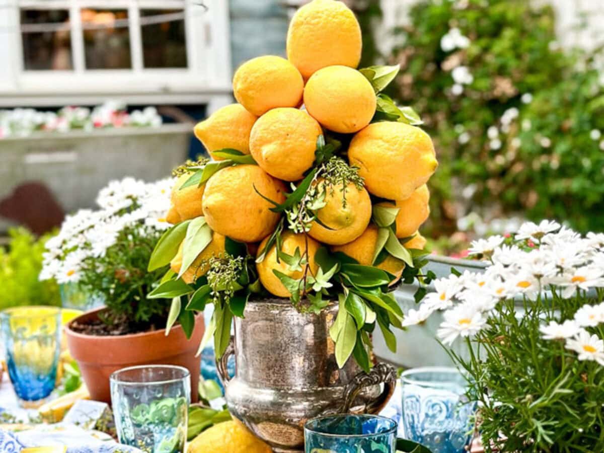 How to Make a Stunning DIY Lemon Centerpiece