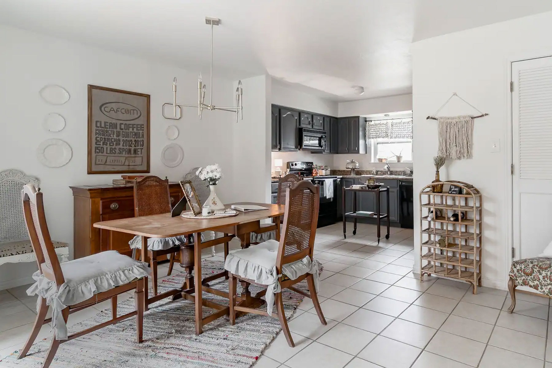 Dining Room and Kitchen in Airbnb in Dallas, Texas.