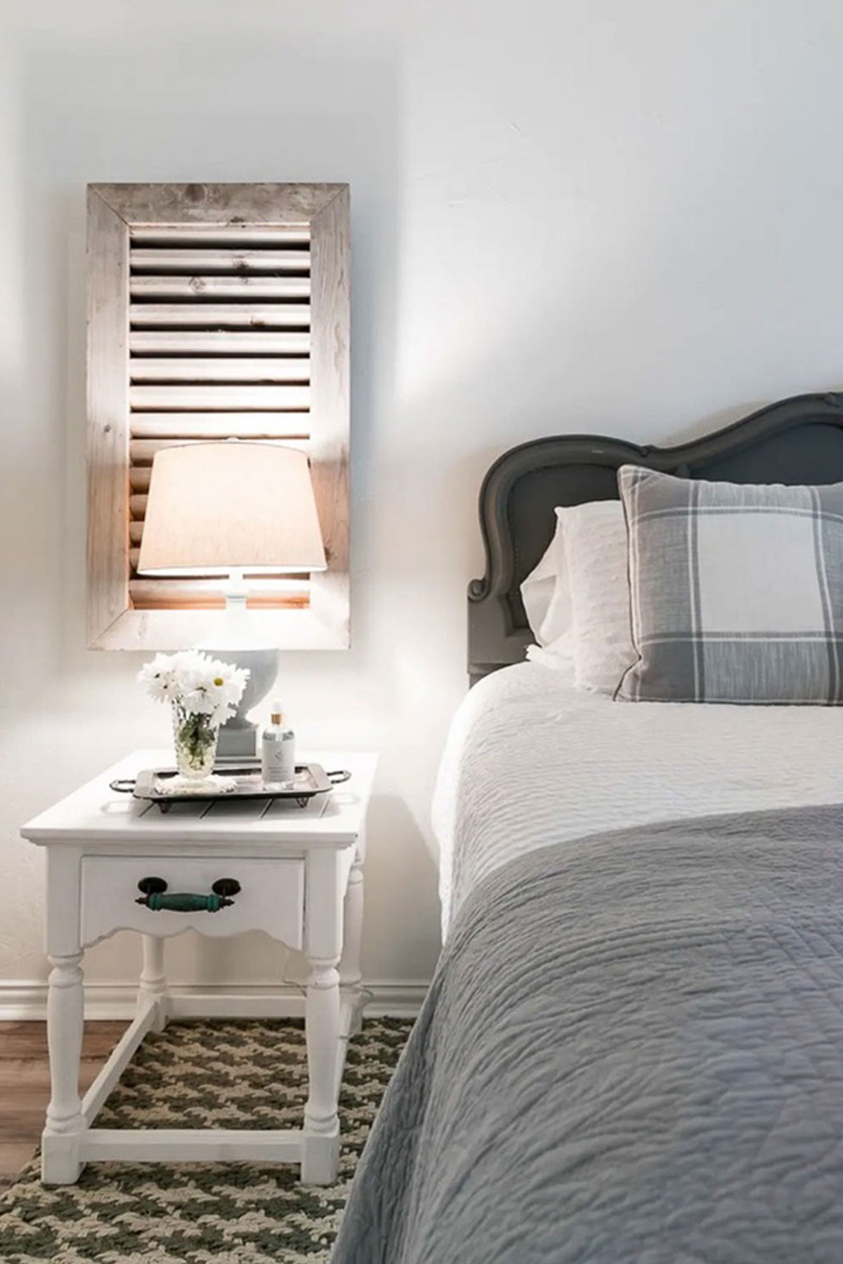 Grey and white bedroom at the Texas Airbnb.